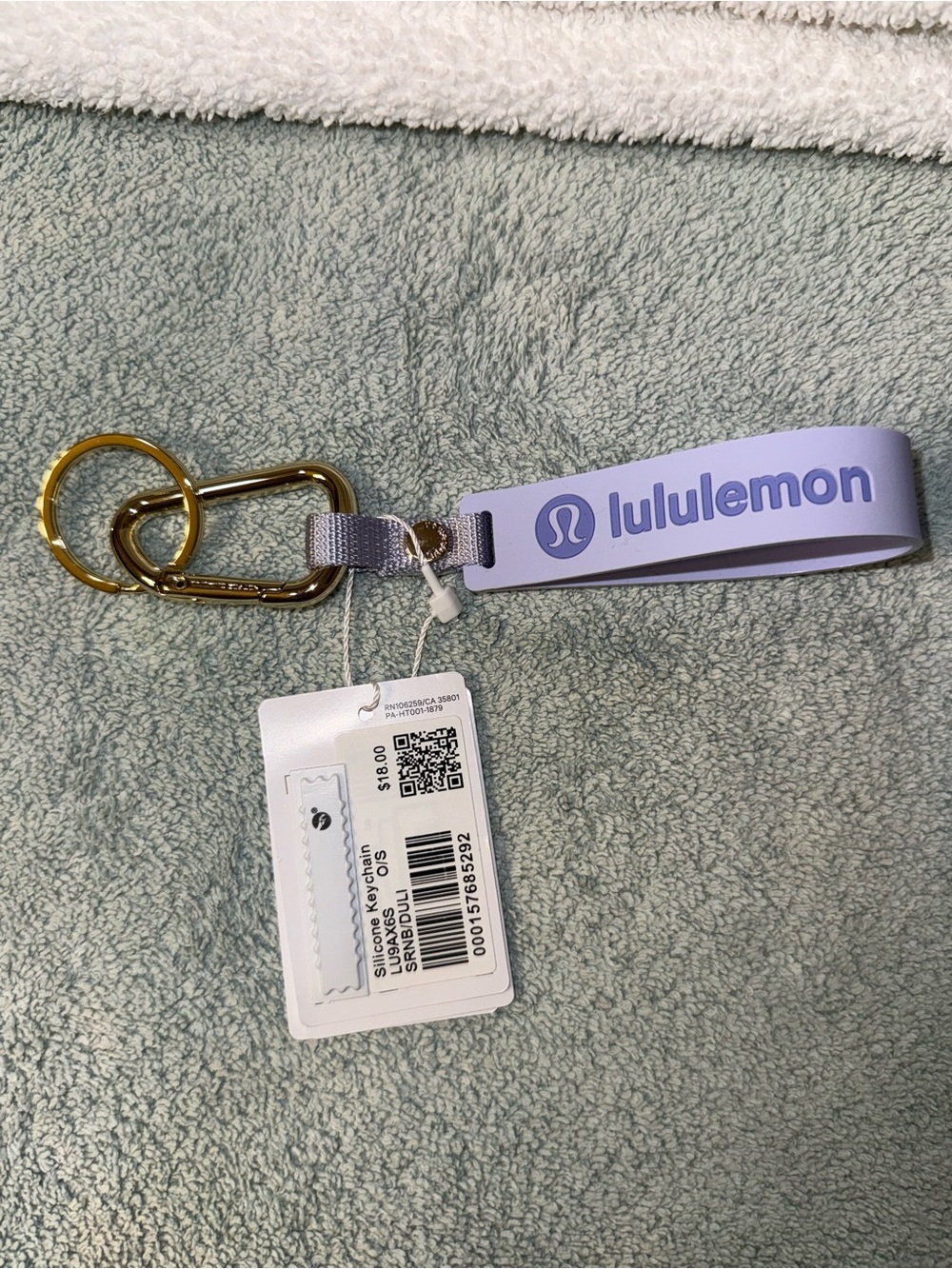 NWT Lululemon Silicone Keychain